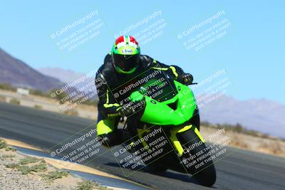 media/Mar-12-2022-SoCal Trackdays (Sat) [[152081554b]]/Turn 14 Inside (155pm)/